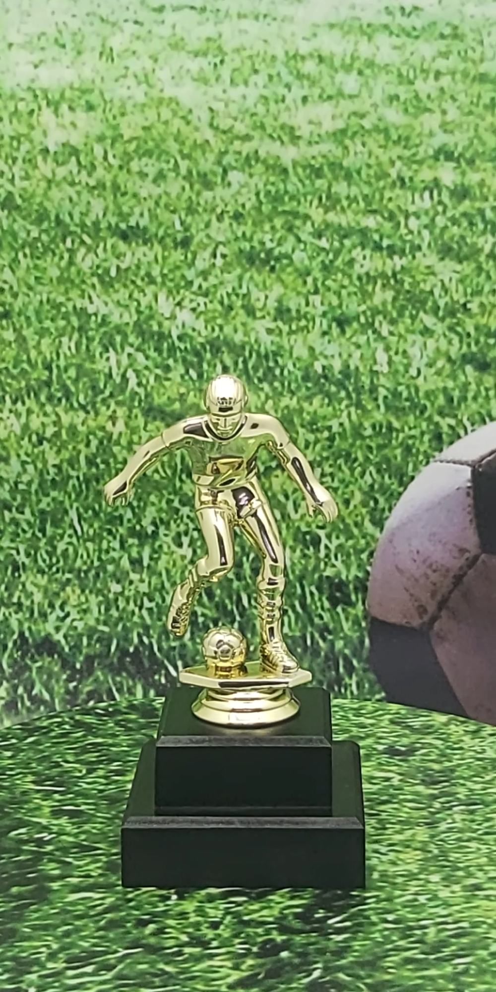 Soccer Male Trophy 165mm