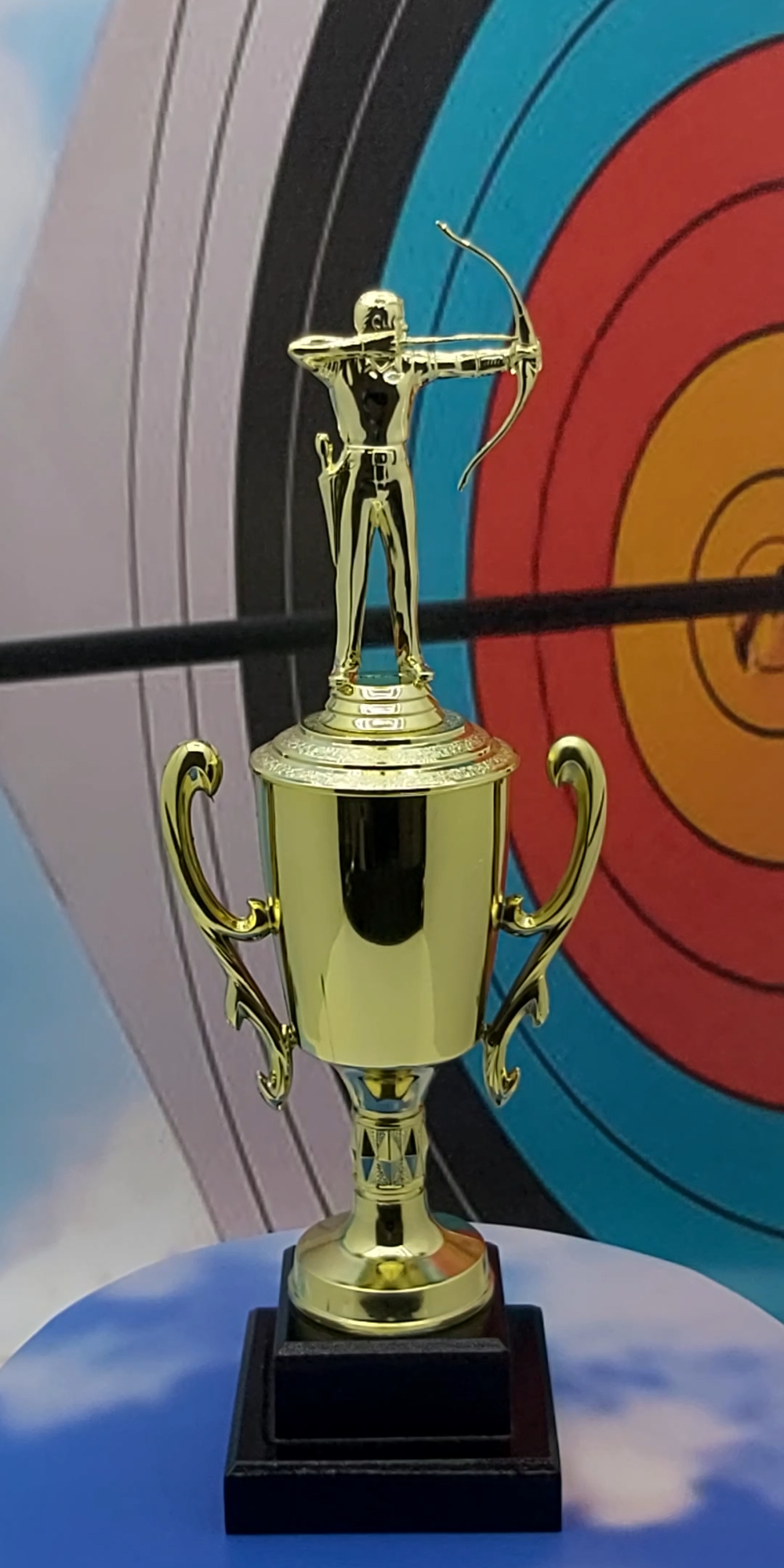 Archer Male Trophy 370mm
