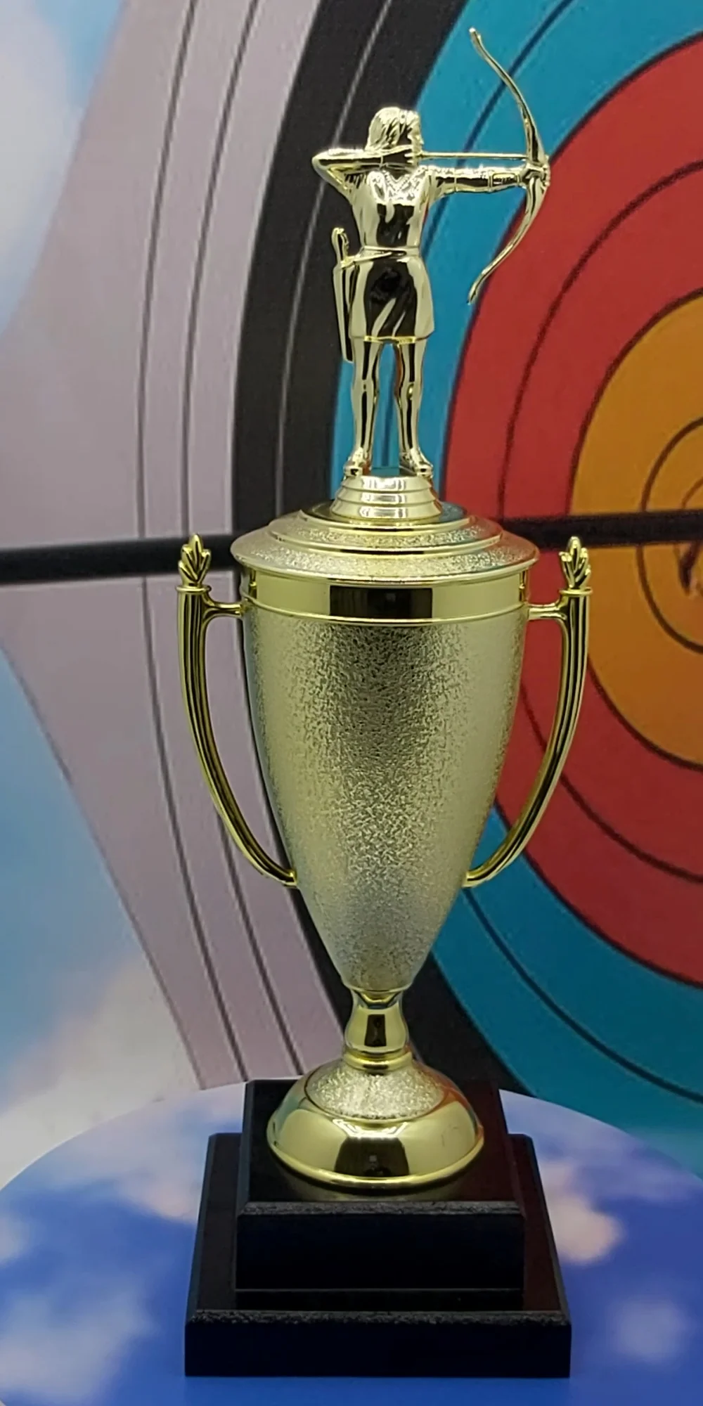 Archer Female Trophy 410mm