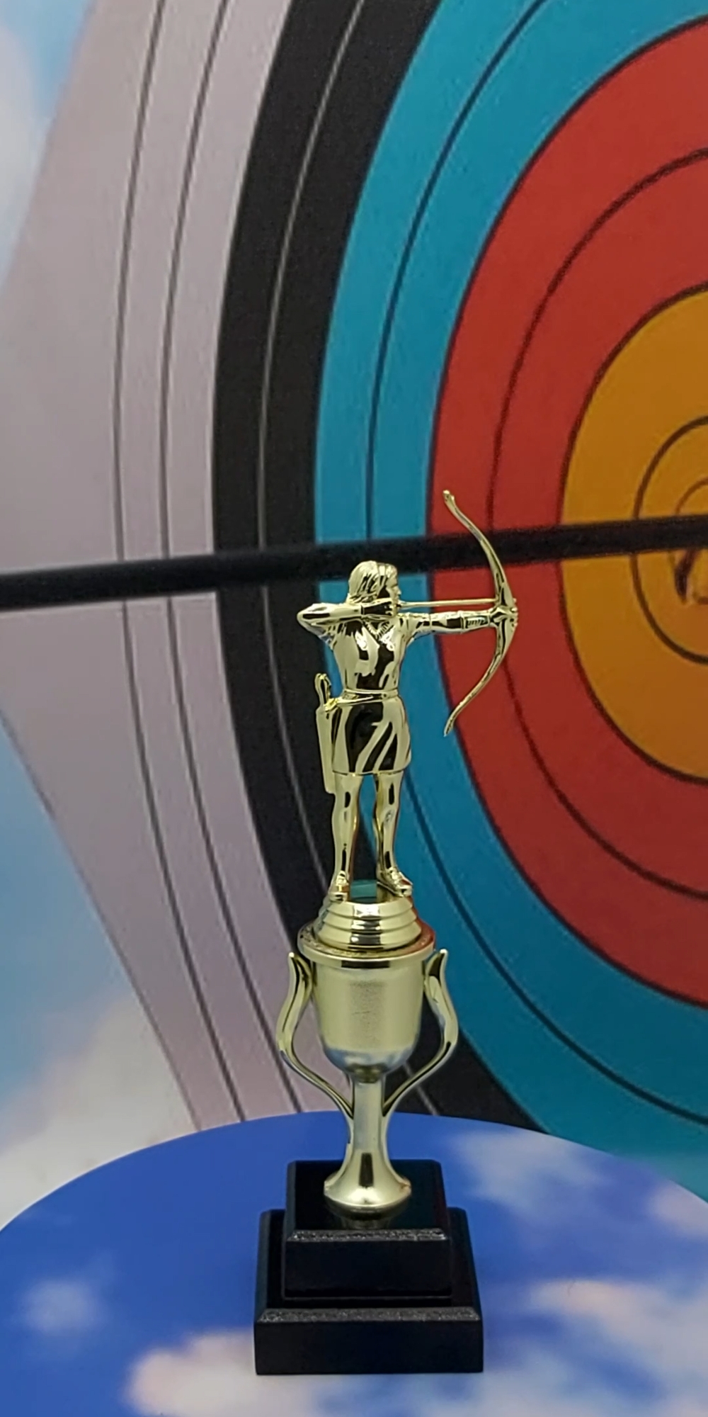 Archer Female Trophy 270mm