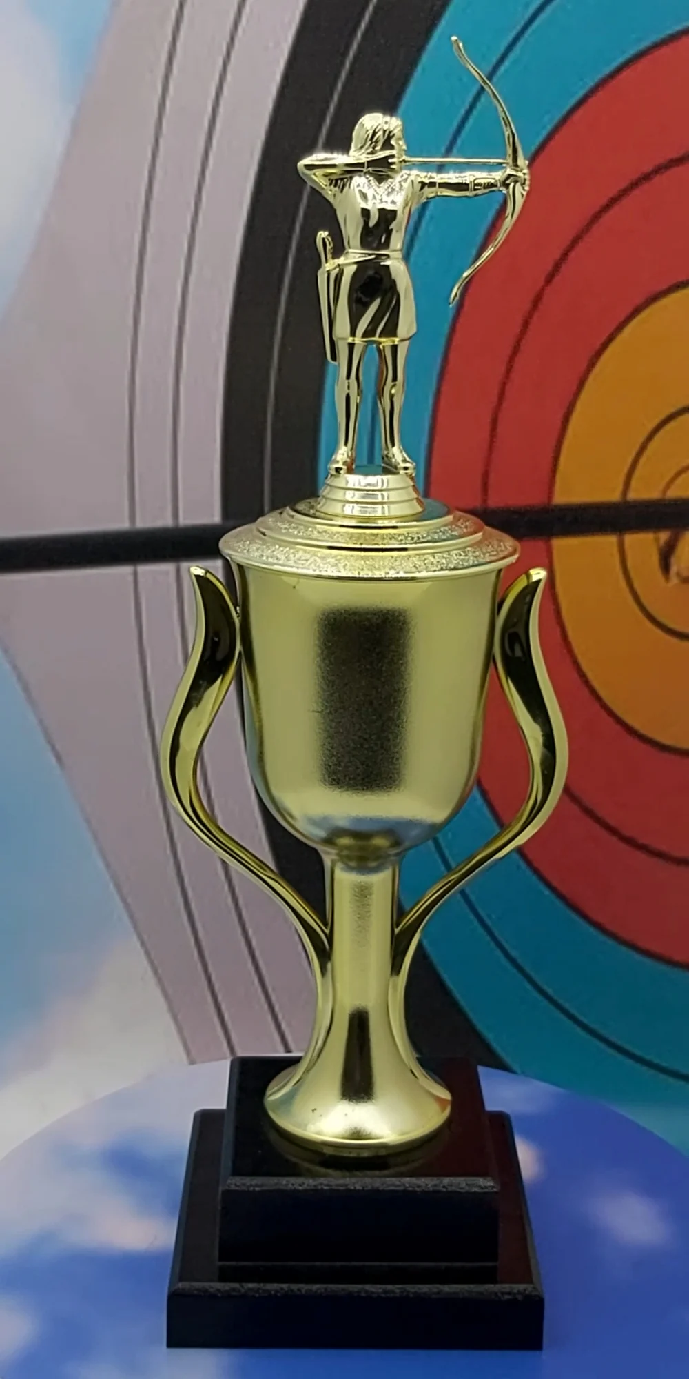 Archer Female Trophy 410mm