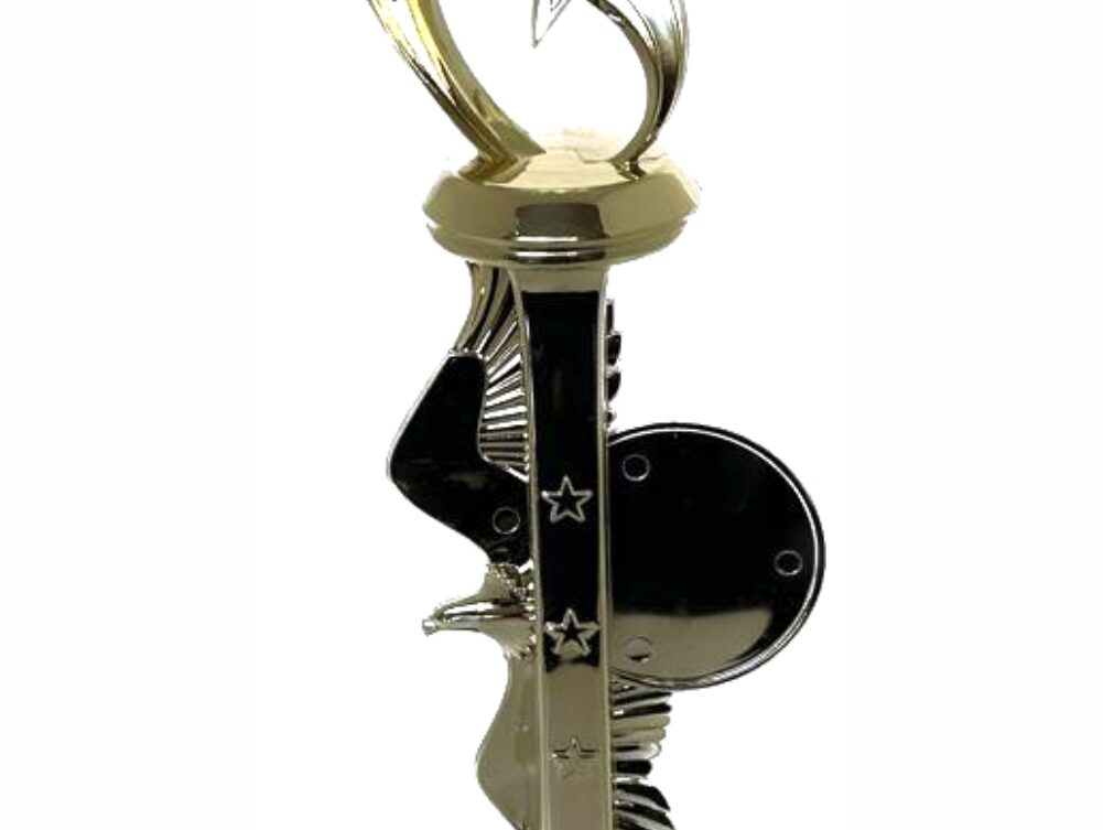 STAR EAGLE HOLDER TROPHY GREEN 485mm