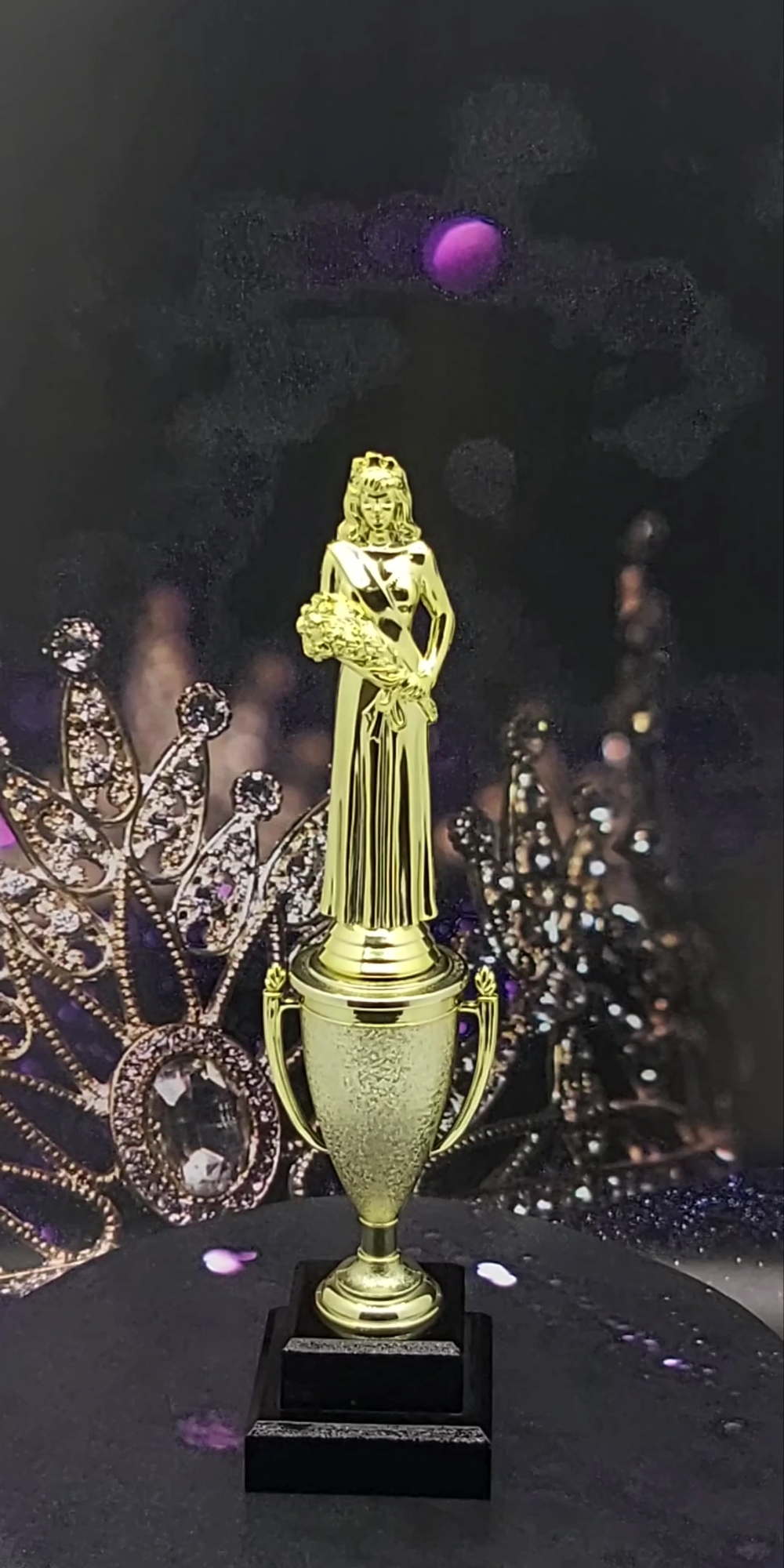Beauty Queen Trophy 310mm