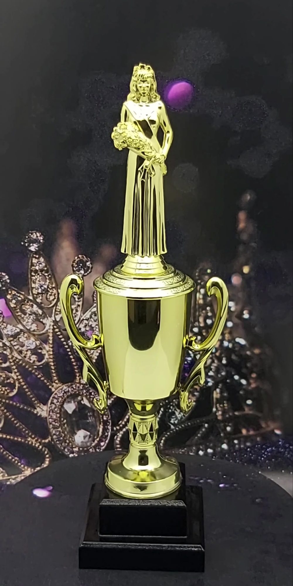 Beauty Queen Trophy 380mm