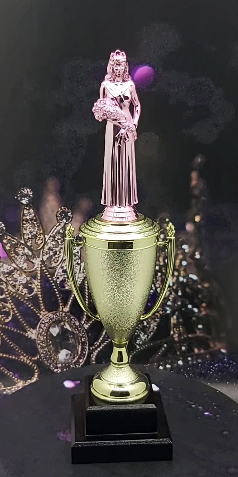 Beauty Queen Trophy PINK 380mm