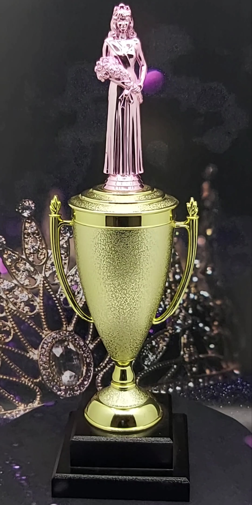 Beauty Queen Trophy PINK 420mm