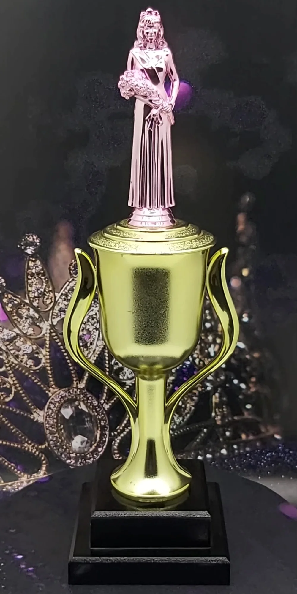 Beauty Queen Trophy PINK 420mm